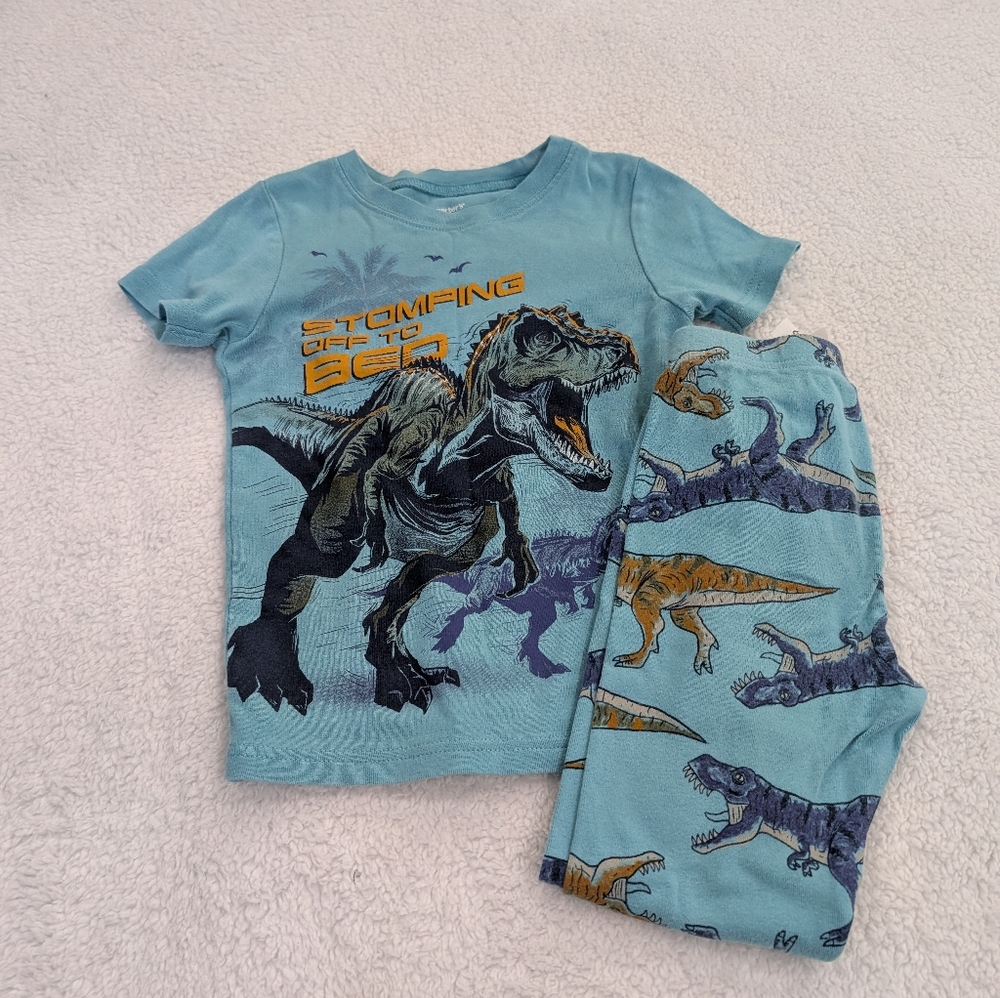Kids clothes 3 for $12